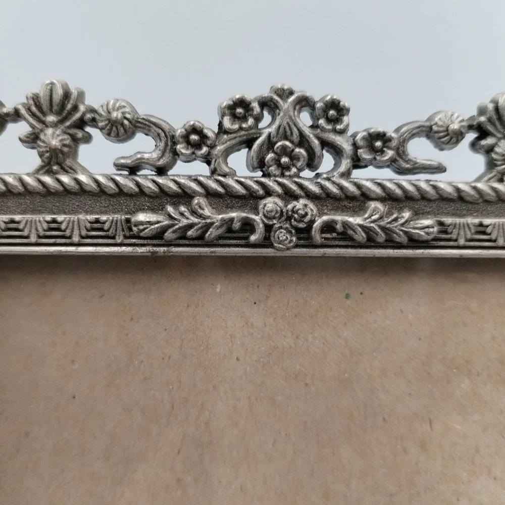 Vintage Ornate Silver Metal Picture Frame‎ Filigree Openwork Tabletop 4x6